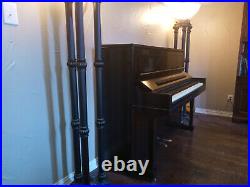 STEINWAY & SONS 1098 upright piano