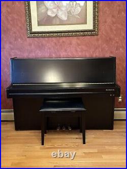 Samick 43 Continental Console piano