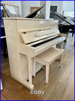 Samick JS-115 Upright Piano 45 Polished Ivory/White