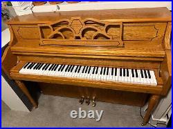 Samick, Model JS- 044 Upright Console Piano (with bench) Good Condition