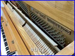 Schafer & Sons VS-48 Upright Piano 48 Polished Oak
