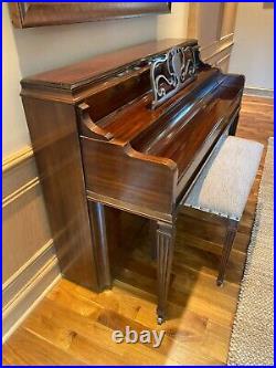 Sohmer 42 Upright Georgian Walnut Piano