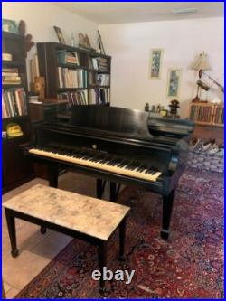Steinway M Grand Piano Satin Ebony used, single owner, very good condition Steinway M Grand Piano Satin Ebony used, single owner, very good condition