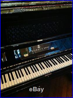 Steinway & Sons Upright Piano Vertegrand Klavier Pianino Pianoforte