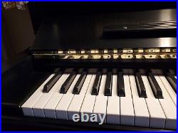 Steinway & sons Upright Piano 1098 (model 45)