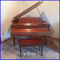 Story And Clark Baby Grand Piano And Bench Excellent Condition