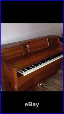 Story And Clark Console Piano