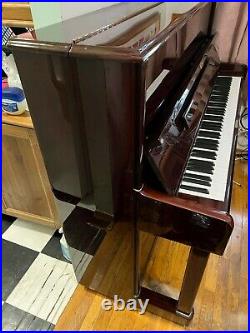 Suzuki Upright Acoustic Piano