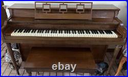 Upright Cable piano and bench