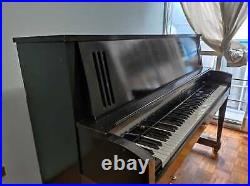 Upright Piano Baldwin Hamilton B243