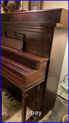 Upright Piano With Bench OHIO