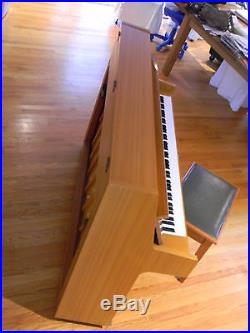 Upright Samick Piano