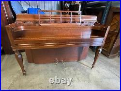 Upright piano Steinway console type