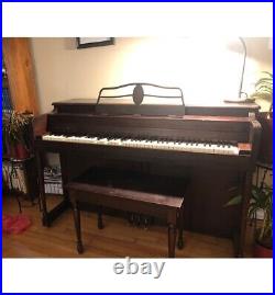 Used Lester Oak Upright Piano