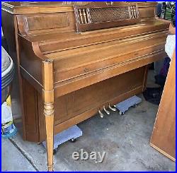 Used light brown Everett Piano Model #4033 Serial #192456