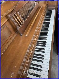 Used light brown Everett Piano Model #4033 Serial #192456