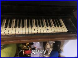 Valley Gem Antique Upright Piano