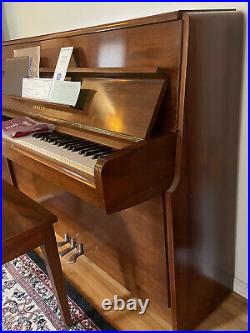Vintage 1975 Yamaha M1A A/W 43 Console Piano and Bench in Satin Walnut