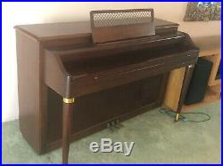 Vintage Lester Betsy Ross Spinet Piano