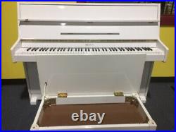 WEBER PIANO COMPANY Upright Piano Model W102