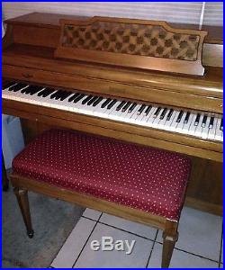 W. W. Kimball Co Upright Piano-Great Sound-Good Condition-PickUpMission Viejo, Ca