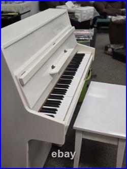 Weber Piano white with bench