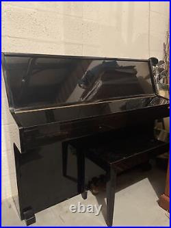 Weber W-40 Console Piano Polished Ebony