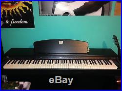 Williams Console piano