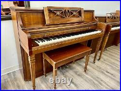 Wurlitzer 2125 Console Upright Piano 41 Satin Walnut