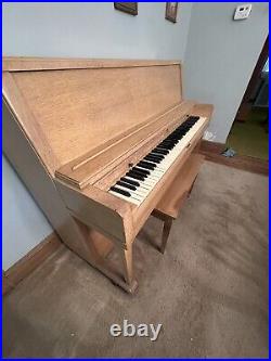 Wurlitzer Piano Great Condition. Need Gone Asap
