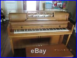 Wurlitzer Spinet Piano withStool, Recently Tuned and rich sound, Very Good Shape