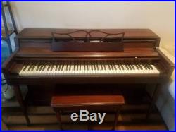 Wurlitzer Spinet Upright Piano 1961 In excellent condition