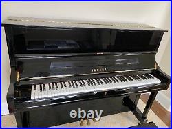 YAMAHA U1 Upright High Gloss Ebony Piano 48 Great Condition Local Pickup