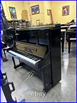 Yamaha 2008 U3 / YU30 52 Studio Upright Piano