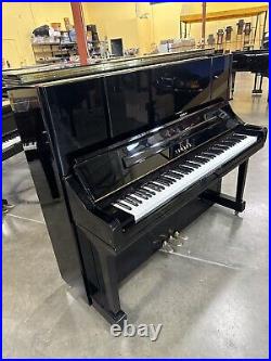 Yamaha 2008 U3 / YU30 52 Studio Upright Piano