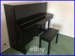 Yamaha B3 Upright Piano, 48, excellent condition, include stool