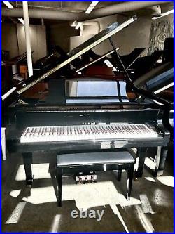 Yamaha C2 Grand Piano 5'8 Polished Ebony