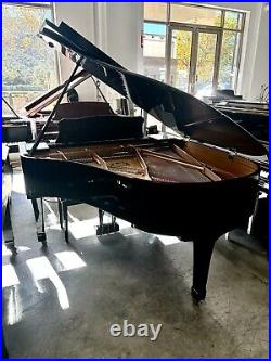 Yamaha C2 Grand Piano 5'8 Polished Ebony