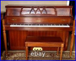 Yamaha Console Piano