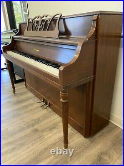 Yamaha Console Upright Piano 42 Satin Walnut