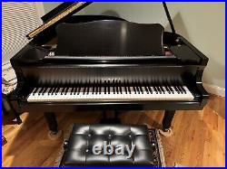 Yamaha G2J 5'7 Grand Piano (Ebony)