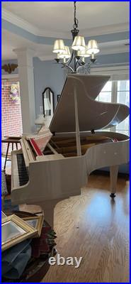 Yamaha G2 Grand Piano Ivory Yamaha G2 Grand Piano Ivory