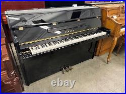 Yamaha M108 Upright Piano 42 1/2 Polished Ebony