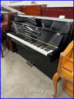 Yamaha M108 Upright Piano 42 1/2 Polished Ebony