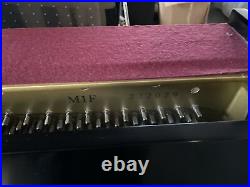 Yamaha M1F Upright Piano 42 1/2 Polished Black