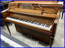 Yamaha M204 Upright Piano 41 Satin Walnut