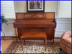 Yamaha M500 S Upright Piano 88 Keys Walnut solid Wood In Excellent condition