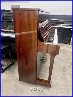 Yamaha P116 Upright Piano 44 1/2 Polished Cherry