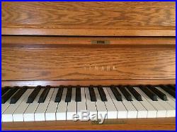 Yamaha P22 Oak Professional Collection Acoustic Piano