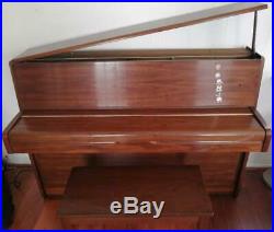 Yamaha Piano Upright M1A